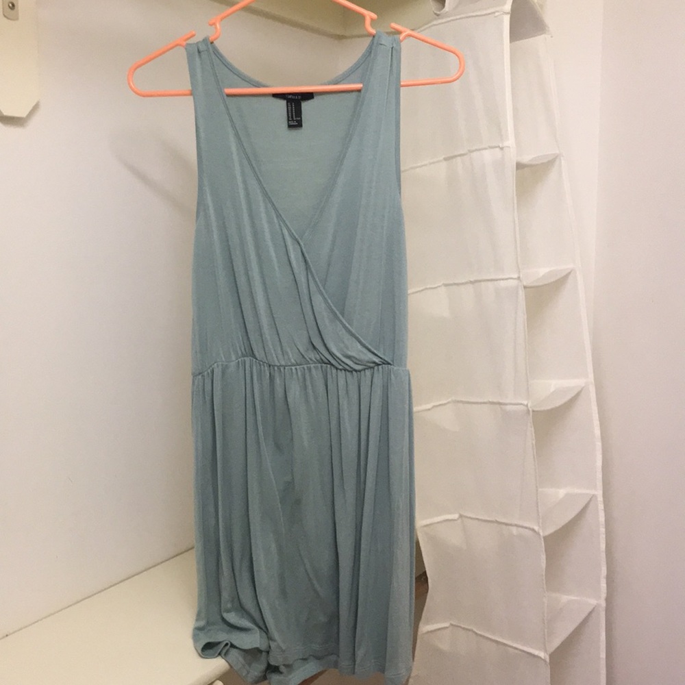 short light green dress